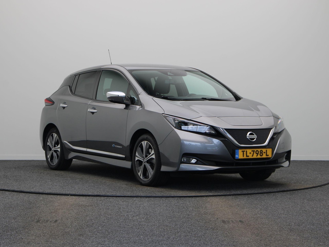 Nissan LEAF - N-Connecta 40 kWh | Stoel en Stuur verwarming | Airco | 1ste Eigenaar | - AutoWereld.nl