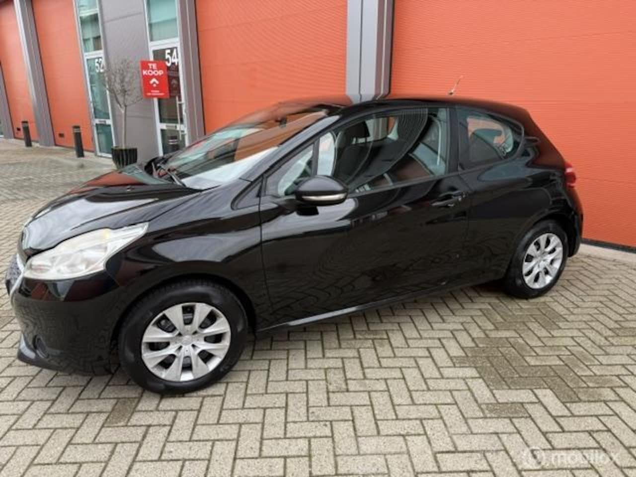 Peugeot 208 - 1.2 VTi Access 3 DRS -APK 12-27- AIRCO-KM NAP - AutoWereld.nl