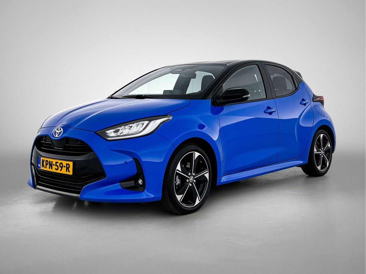 Toyota Yaris - 1.5 Hybrid 130 Launch Edition Limited | Head-Up Display | Dodehoek detectie | stoel+stuurv - AutoWereld.nl