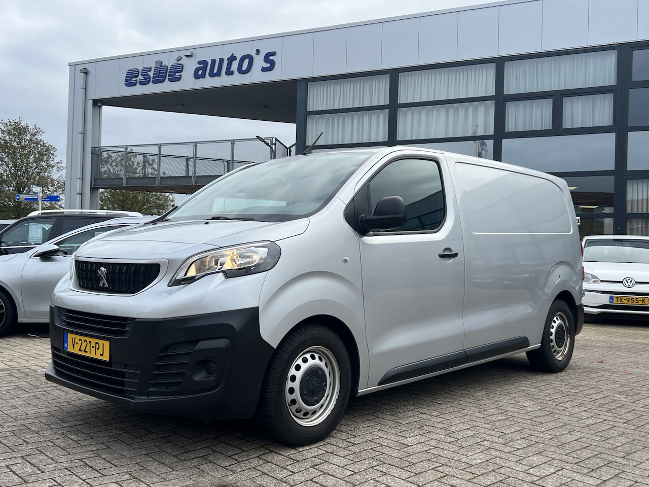 Peugeot Expert - 1.6 BlueHDI 115 pk L2 Euro 6 Airco Clima Cruise Control Parkeersensoren Bijrijdersbank 3-p - AutoWereld.nl