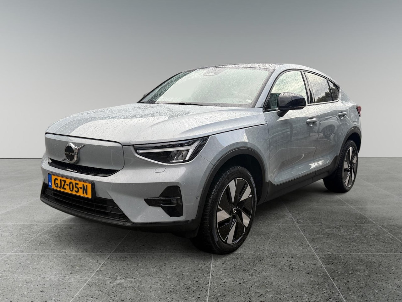 Volvo C40 - Single Motor Extended Range Ultimate 82 kWh | Panoramadak | - AutoWereld.nl