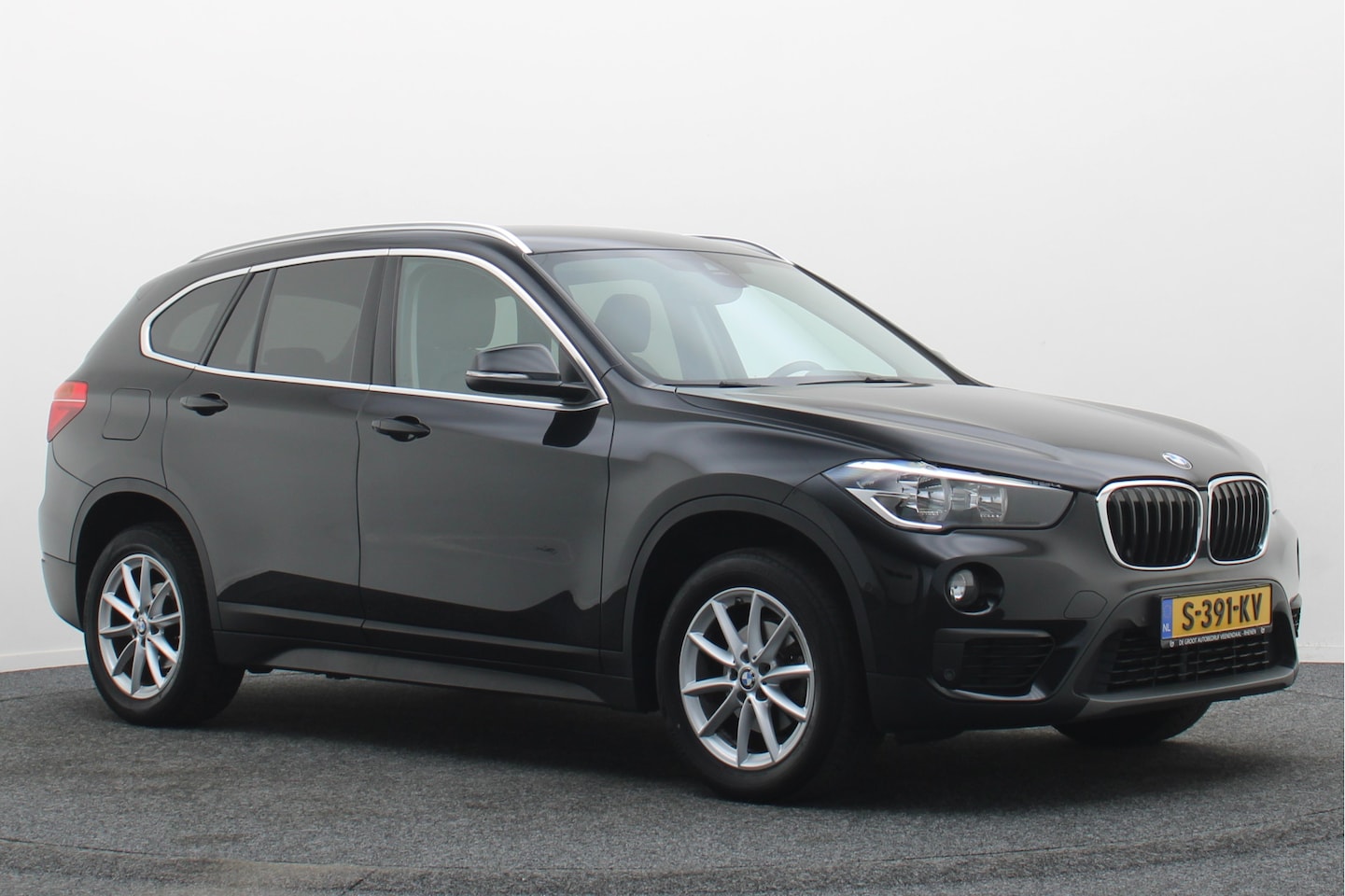 BMW X1 - sDrive16d High Executive - AutoWereld.nl
