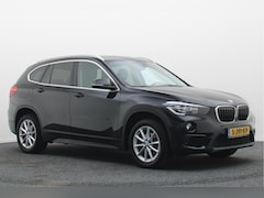 BMW X1 - sDrive16d High Executive Leer, Navigatie, Bluetooth, PDC, 17"