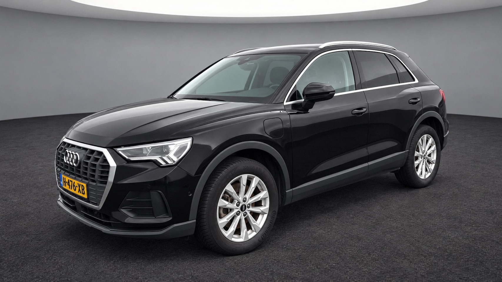 Audi Q3 - 45 TFSI e edition / Navigatie / App connect / Camera / Parkeersensoren V+A / Elektrische k - AutoWereld.nl