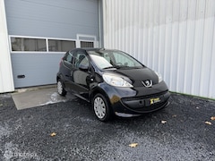 Peugeot 107 - 1.0-12V XS