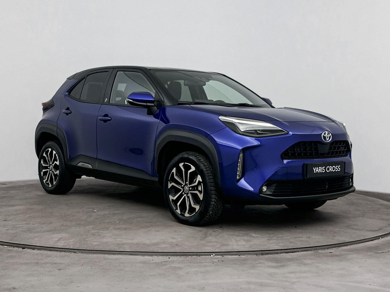 Toyota Yaris Cross - 1.5 Hybrid Dynamic | Dodehoek detectie | Parkeersensoren voor/achter | Apple Carplay / And - AutoWereld.nl