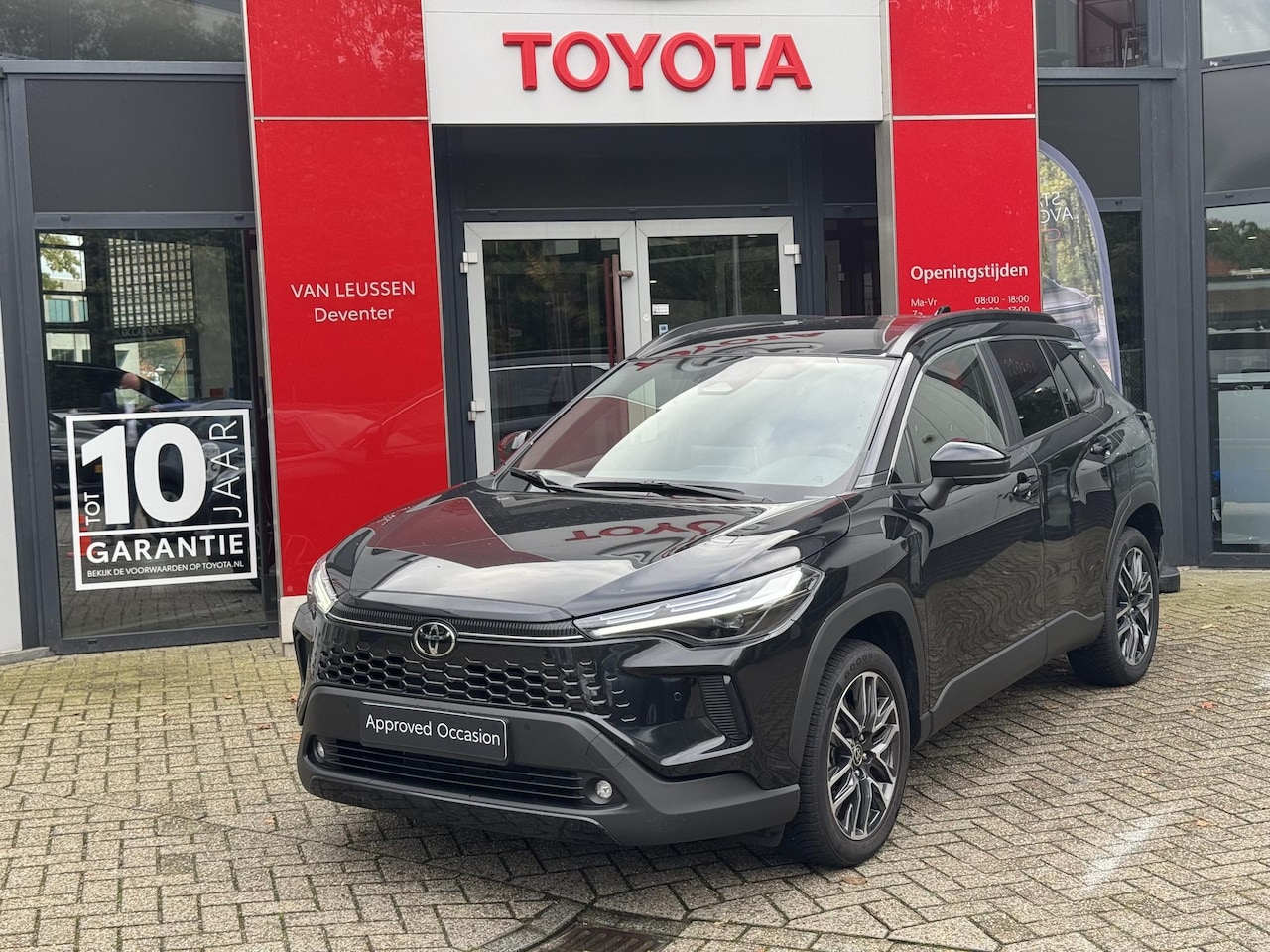 Toyota Corolla Cross - Hybrid 140 Dynamic NIEUW MODEL! STOEL/STUURVERW BLIND SPOT EL-ACHTERKLEP NAVI PARK-SENSORE - AutoWereld.nl
