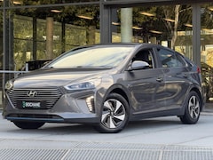 Hyundai IONIQ - 1.6 GDi Comfort Automaat 141PK | Adaptieve Cruise Control | Navigatie | Carplay | Achterui