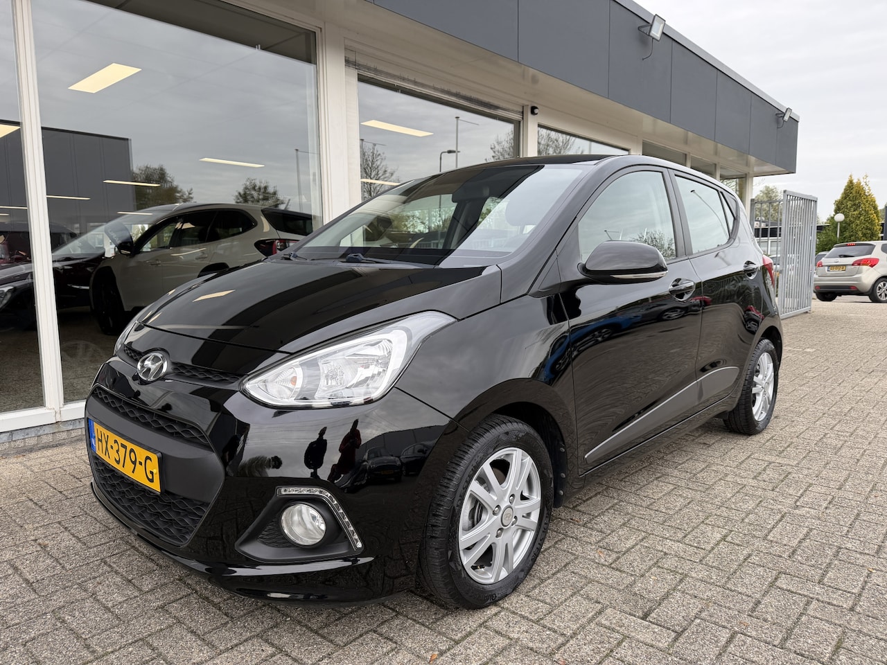 Hyundai i10 - 1.0i i-Motion Premium 1.0i i-Motion Premium - AutoWereld.nl