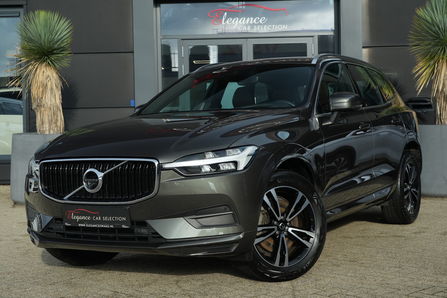 Volvo XC60 - 2.0 B5 Momentum Exclusive 2.0 B5 Momentum Exclusive - AutoWereld.nl