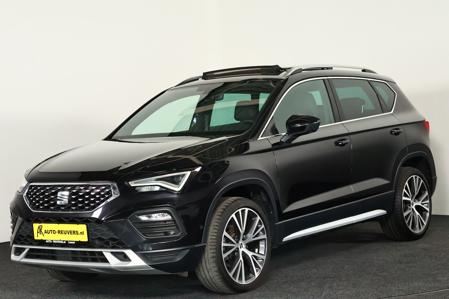 SEAT Ateca - 1.5 TSI Xperience Panorama / Opendak / DSG / LED / CAM / CarPlay - AutoWereld.nl