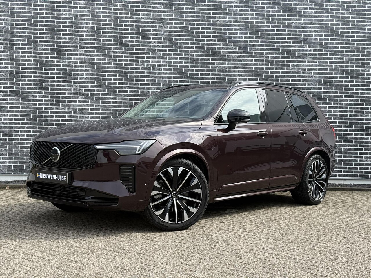 Volvo XC90 - 2.0 T8 Plug-in hybrid AWD Ultra Dark | PHEV Long Range | Facelift | Luchtvering | Head-up - AutoWereld.nl