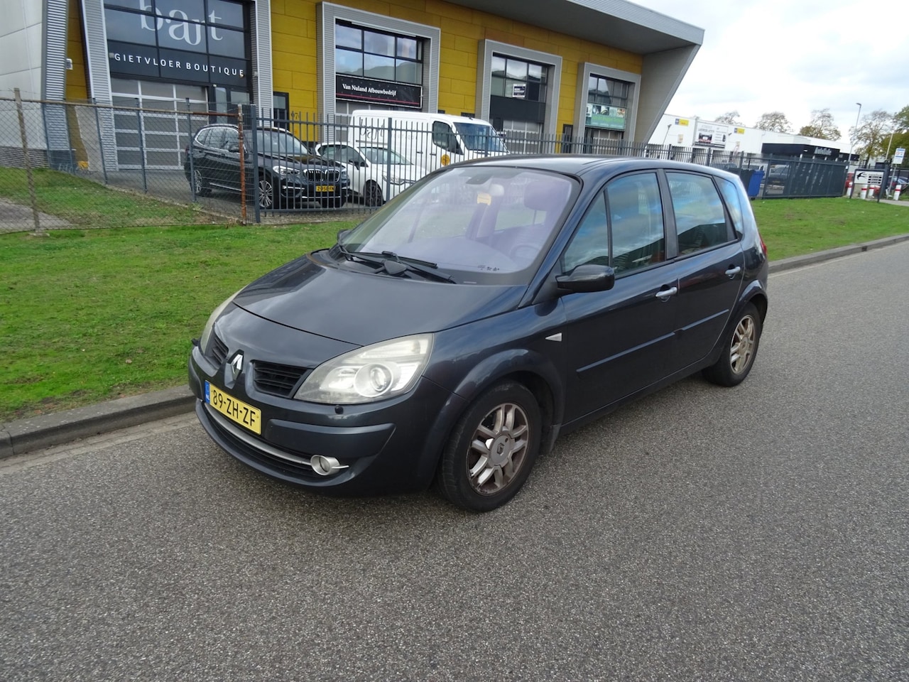 Renault Scénic - 2.0-16V Tech Line 2.0-16V Tech Line - AutoWereld.nl