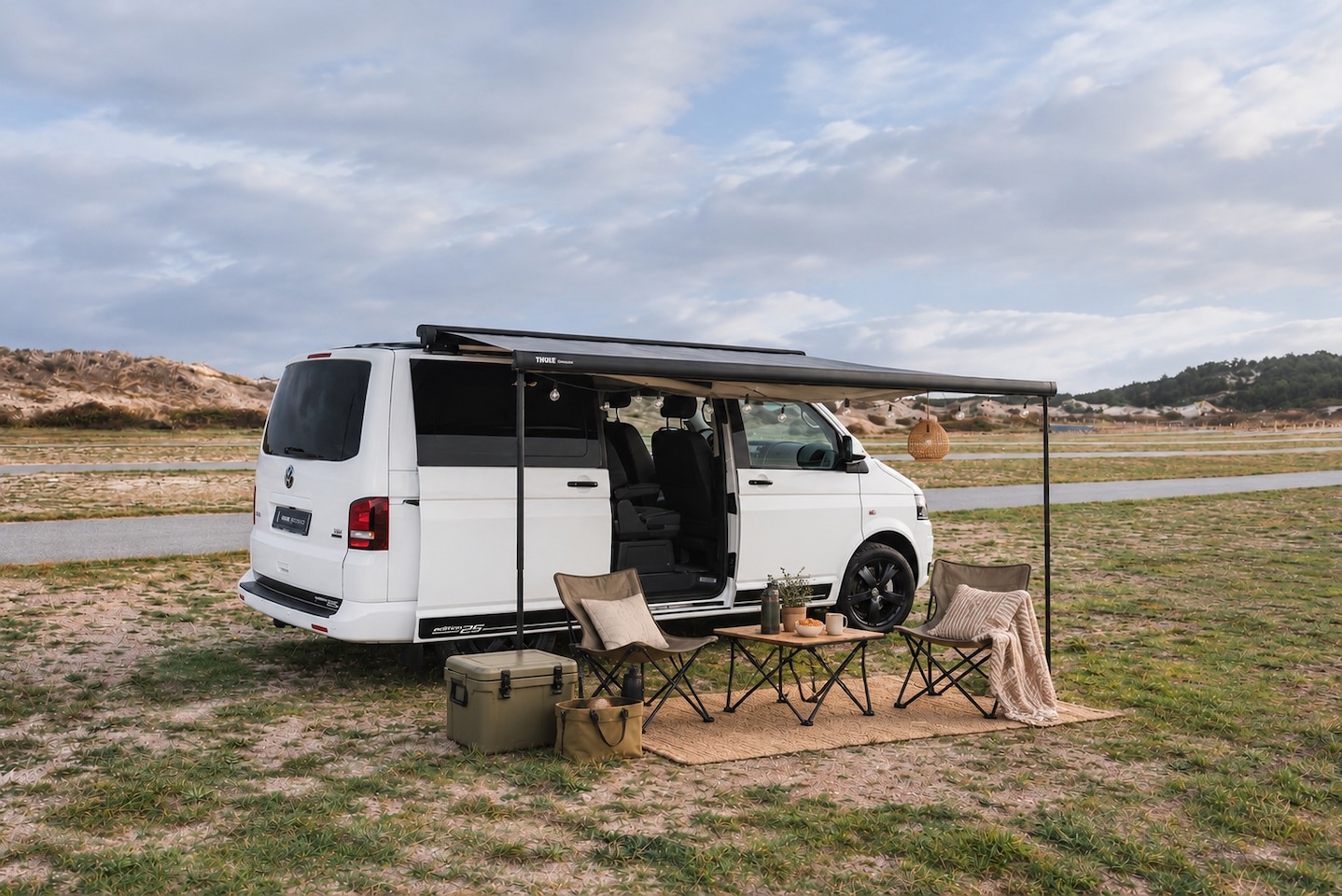 Volkswagen Transporter Multivan - 2.0 TDI L1H1 Highline Edition 25 - LUIFEL - SCHUIFDAK - LEDER - BLIS - CAMERA - AutoWereld.nl