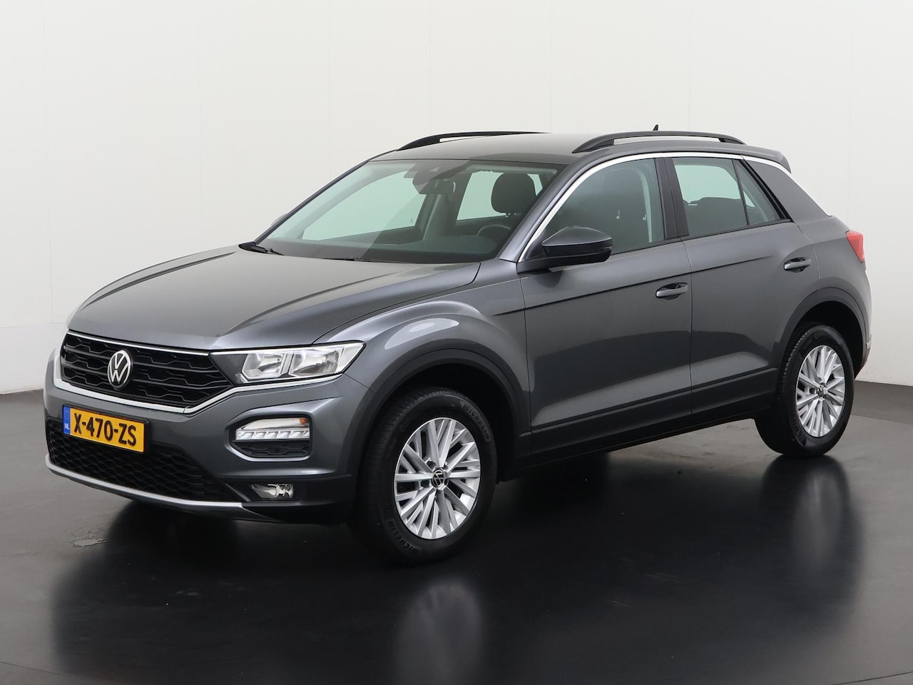 Volkswagen T-Roc - 1.5 TSI Sport | Stoel/Stuurverwarming | ACC | Camera | Zondag Open! - AutoWereld.nl