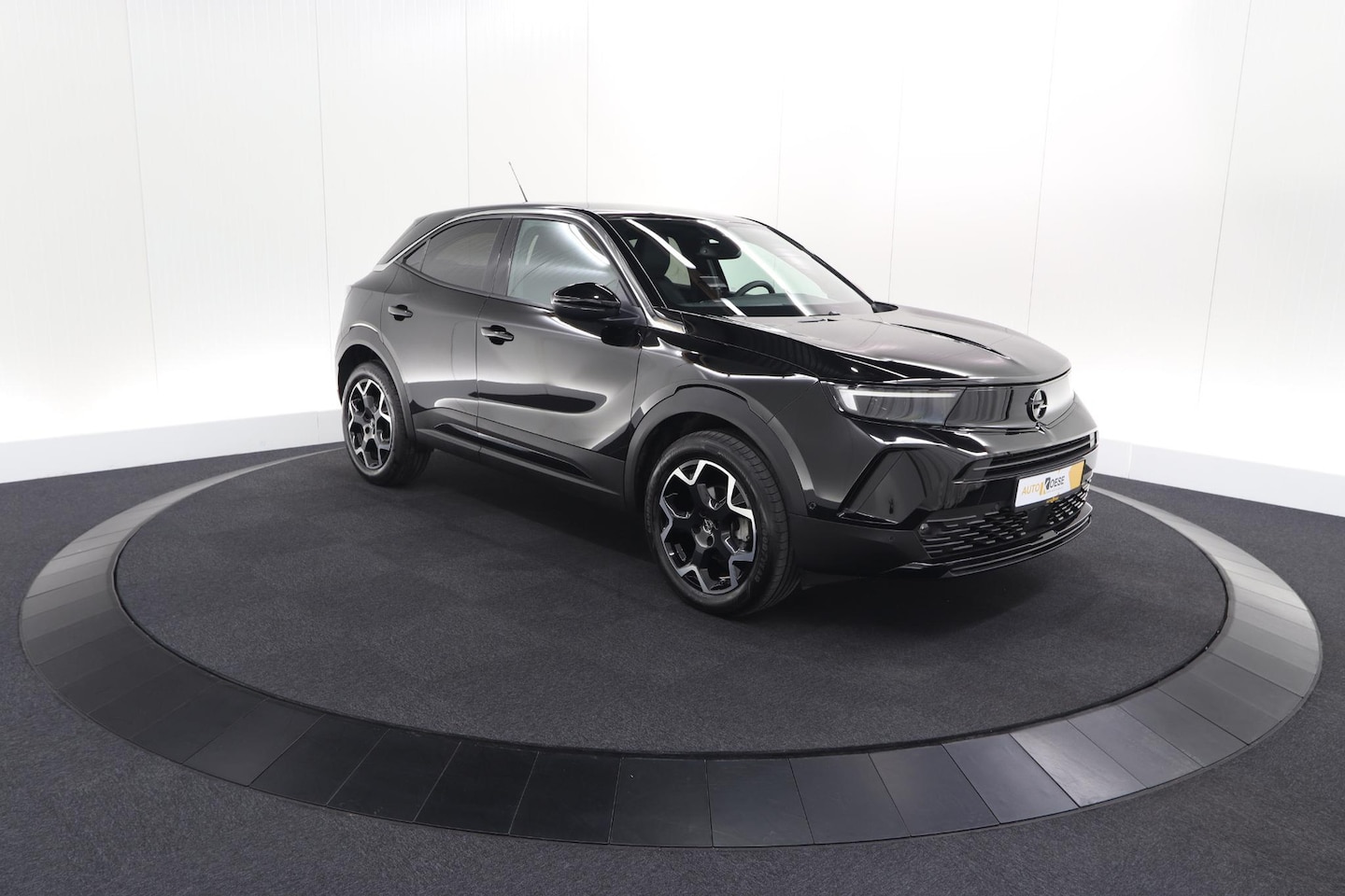 Opel Mokka - 1.2 Turbo 130 Ultimate | Camera | Dodehoekdetectie | Massage | Adaptieve Cruise Control - AutoWereld.nl