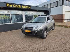 Hyundai Tucson - 2.0i Style Premium/LEDER/TREKHAAK