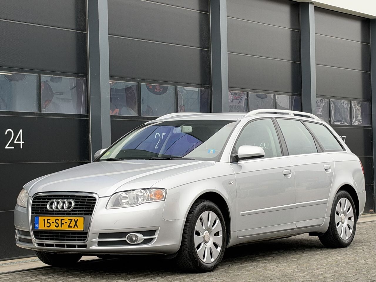 Audi A4 - 2.0 Clima PDC - AutoWereld.nl