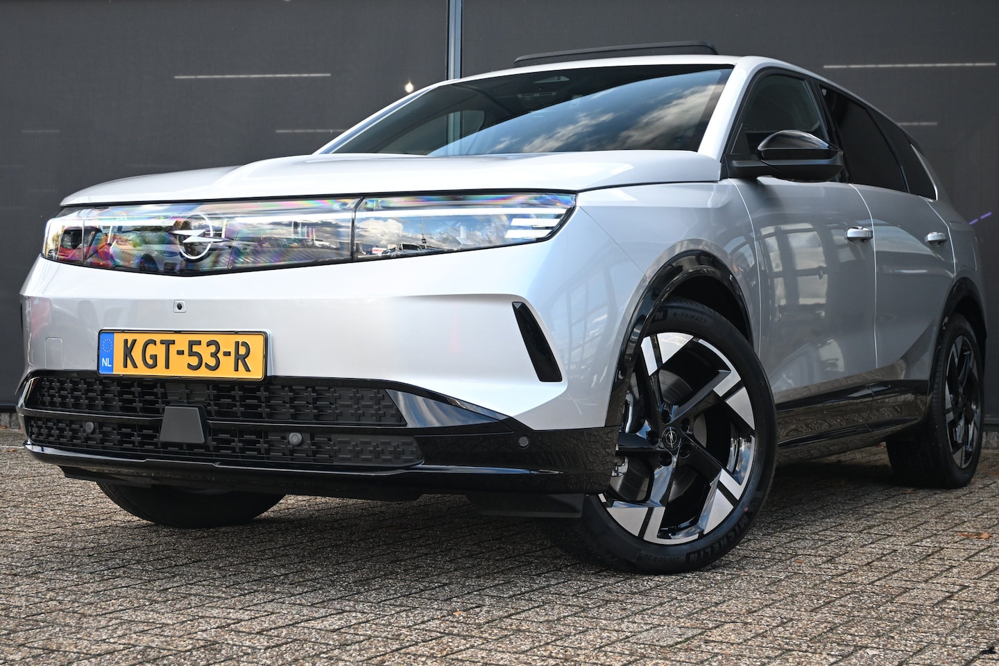 Opel Grandland Electric - Business Edition 97 kWh 98,6%SOH! Long Range | Tot 8 Jaar Garantie! | Vol-Leder | Schuif-/ - AutoWereld.nl