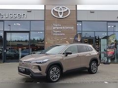 Toyota Corolla Cross - HYBRID 140 DYNAMIC DIRECT LEVERBAAR BLISS LED PRIVACY-GLASS STUURVERWARMING 18"LMV KEYLESS