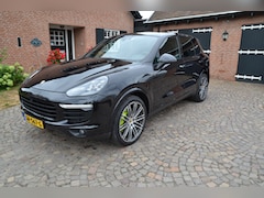Porsche Cayenne - 3.0 S E-Hybrid - Airco - leer- Panoramadak - Navi+360´Camara - 21''Velgen - Bose - 18 Weg