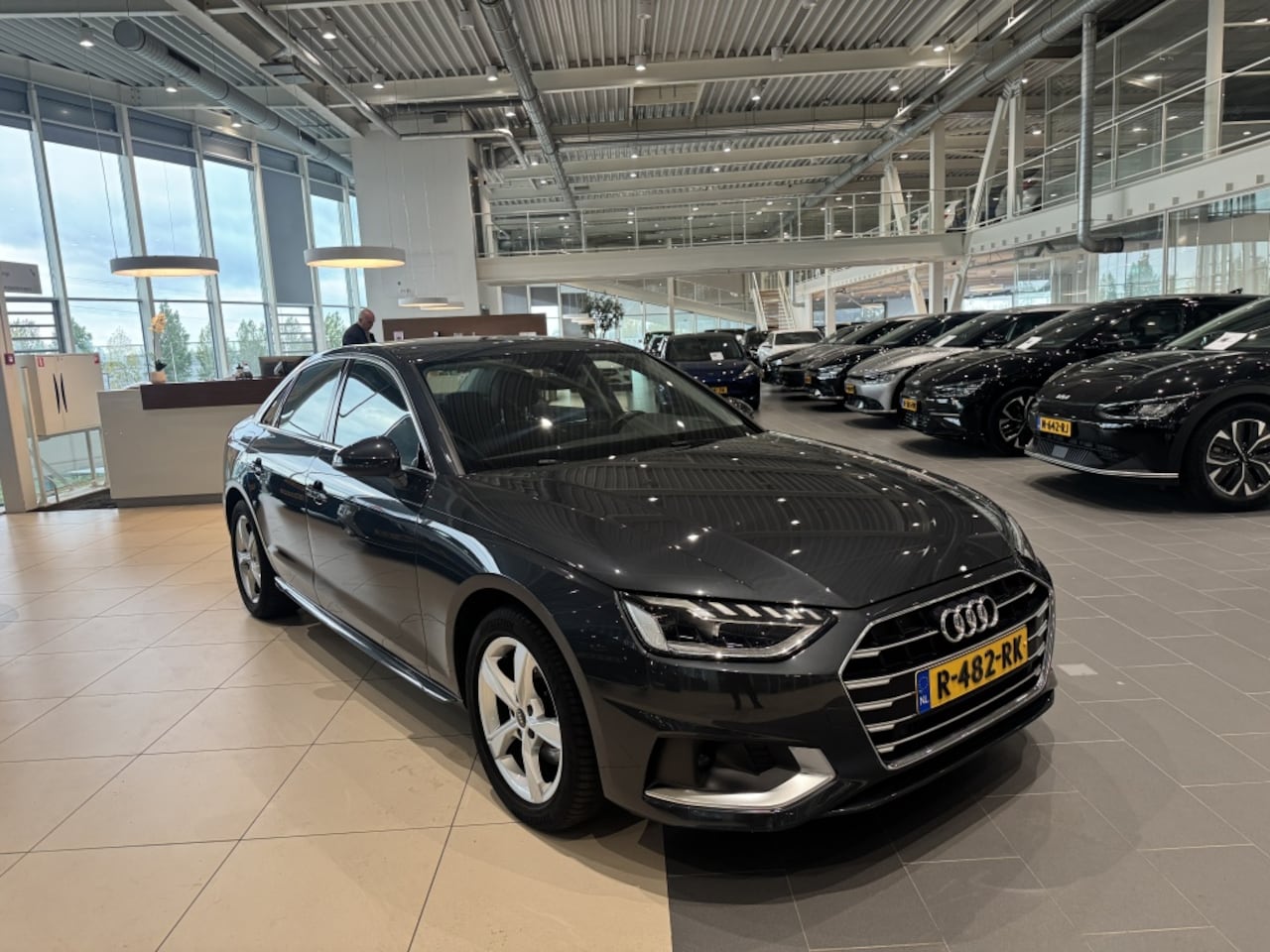 Audi A4 Limousine - 35 TFSI Adv Edition - AutoWereld.nl