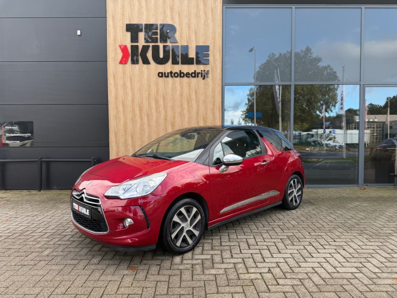 Citroën DS3 - 1.2 VTI 2013 BUSINESS Sport int. 2 tone lak - AutoWereld.nl