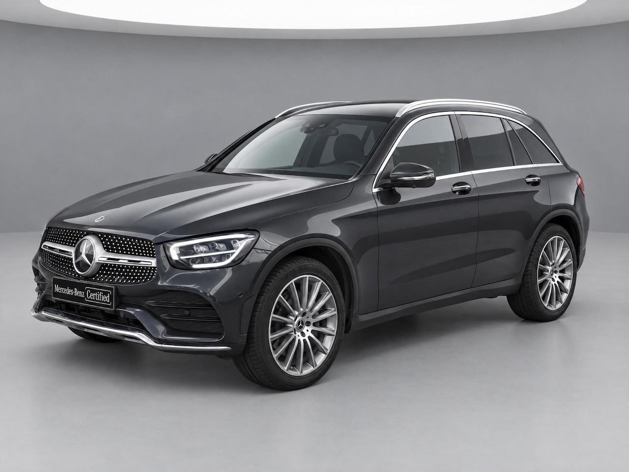 Mercedes-Benz GLC-klasse - 300e 4MATIC Business Solution AMG | Airmatic | Bruin leder | Houtinleg | Panoramadak - AutoWereld.nl