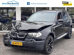 BMW X3 - 3.0d High Executive, Leder+Sport, Clima, Panodak, Lmv,