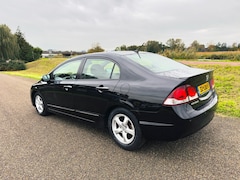 Honda Civic - 1.3 Hybrid Elegance