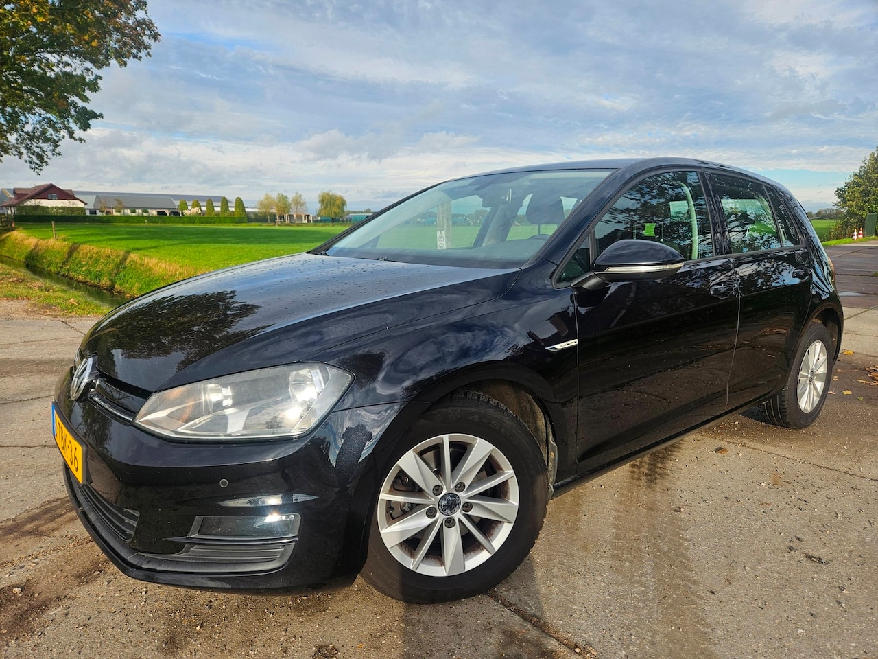 Volkswagen Golf - 1.6 TDI Comfortline BlueMotion/ airco/ bj 2014 ( euro 5) - AutoWereld.nl