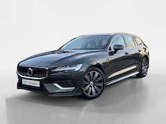 Volvo V60 - 2.0 T6 Recharge AWD R-Design | 1e Eigenaar | Achteruitrijcamera | Dodehoek detectie | Elek