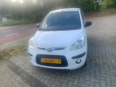Hyundai i10 - 1.1 Active Orange Babies