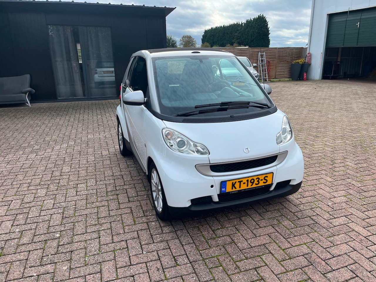 Smart Fortwo cabrio - 1.0 mhd Pure Automaat 12-2008 - AutoWereld.nl