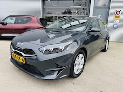 Kia Cee'd Sportswagon - Ceed 1.5 T-GDi DynamicLine Eerste Eigenaar | Trekhaak | Climate Control | Navigatie | Appl