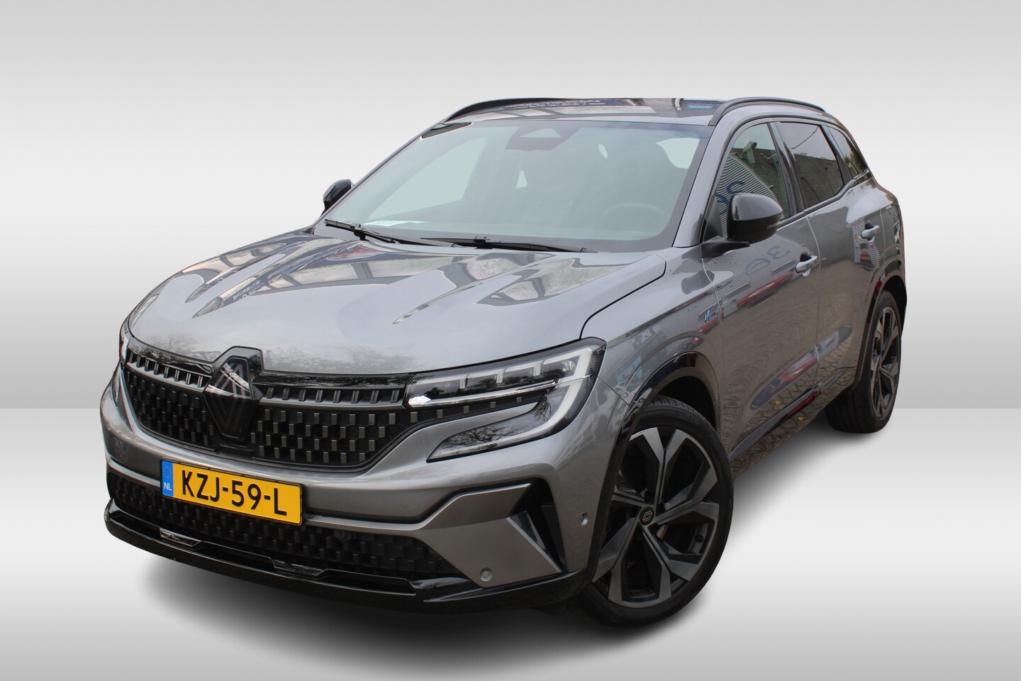 Renault Austral - 1.2 E-Tech full hybrid 200 techno esprit Alpine hemelbekleding donker l Draadloze telefoon - AutoWereld.nl