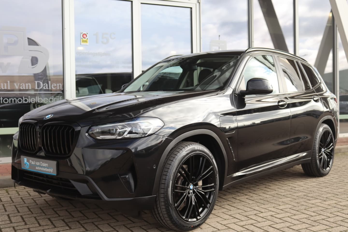 BMW X3 - XDRIVE30e 292PK HIGH EXECUTIVE BLACK LINE Navi | Trekhaak | Memory | Head-Up | Camera | Co - AutoWereld.nl
