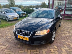 Volvo V70 - 2.0 Momentum
