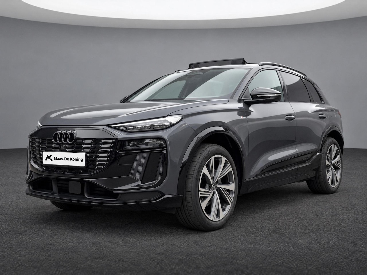 Audi Q6 e-tron - S edition 252pk 83 kWh · Panoramadak · 360 Camera · Warmtepomp · Wegklapbare Trekhaak · Ma - AutoWereld.nl