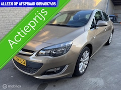 Opel Astra - 1.4 Turbo Business + 123.DKM ECC CRUISE NAVI TREKHAAK