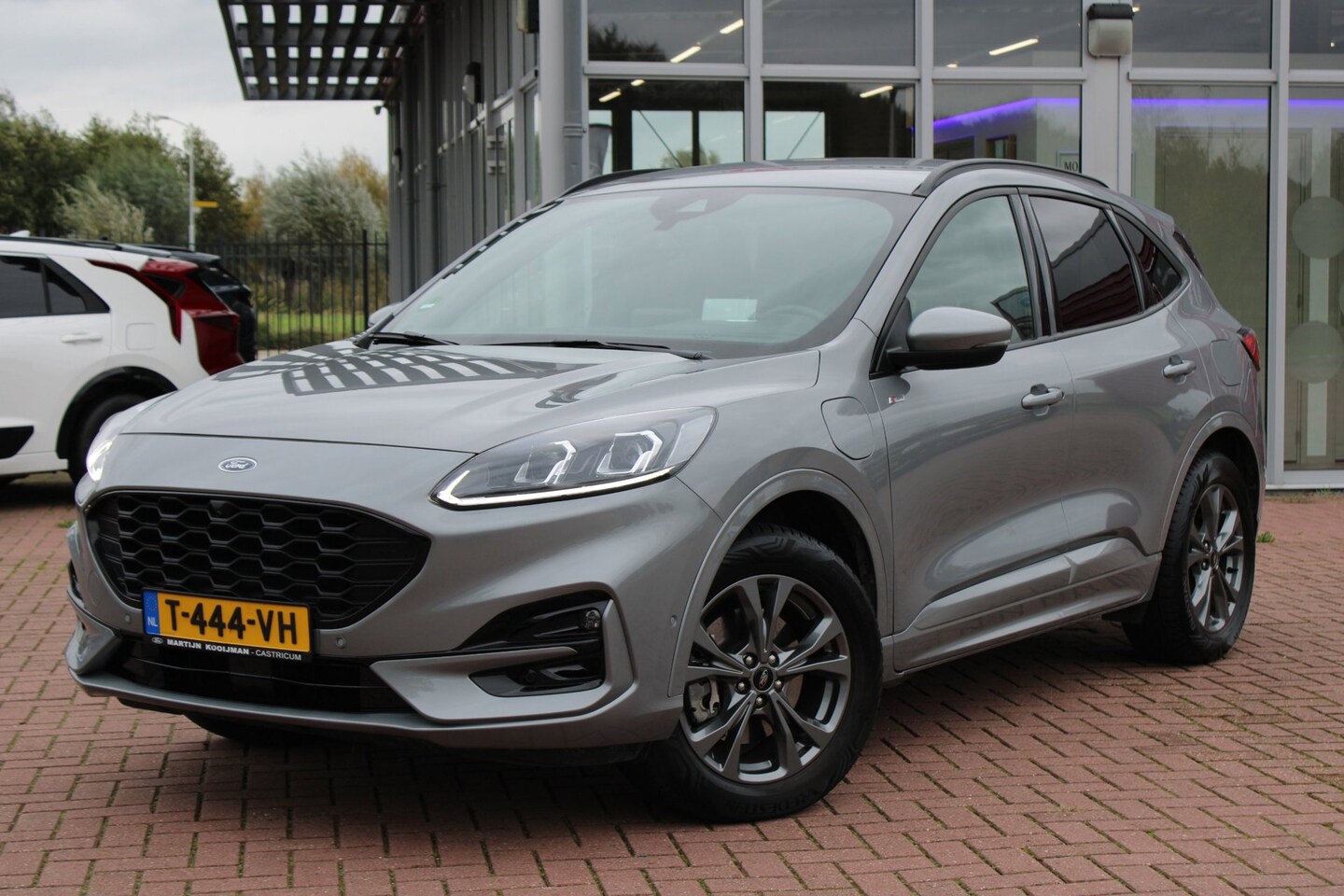 Ford Kuga - 2.5 PHEV 225pk ST-Line X Automaat, Technology, Driver Assistance en Winterpack, Trekhaak - AutoWereld.nl