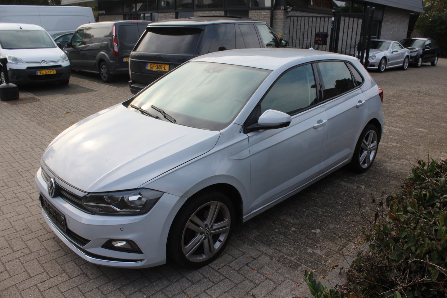 Volkswagen Polo - VOOR INFO 0685644860 1.0 TSI Highline. De auto heeft schade gehad. En is niet mooi gemaakt - AutoWereld.nl