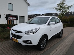 Hyundai ix35 - 1.6i GDI NAVIGATIE|CARPLAY|CAMERA|TREKHAAK|STOELVERWARMING|BLUETOOTH|PDC