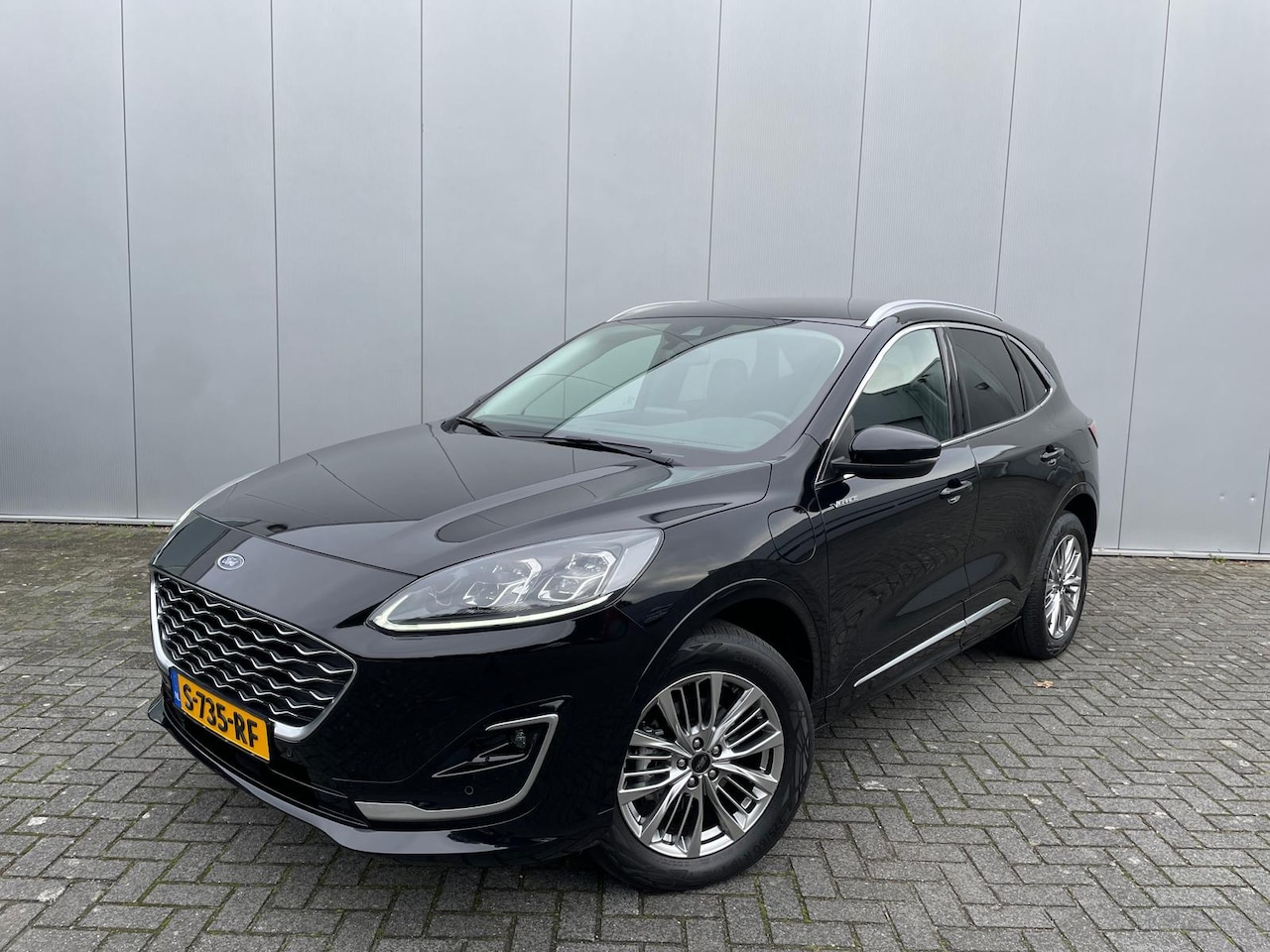 Ford Kuga - 2.5 PHEV Vignale 225PK NW geleverd | Stuur/Stoel/Voorruitverw. | Elek. Achterklep | Camera - AutoWereld.nl