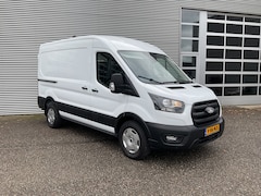 Ford Transit - 2.0 TDCI 165 pk Aut. L2H2 Standkachel/ 2.8t Trekverm./ Omvormer/ Carplay/ Climate/ Cruise/