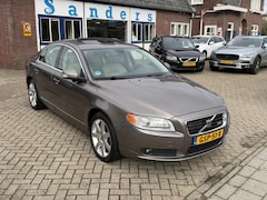 Volvo S80 - 4.4 V8 AWD Summum