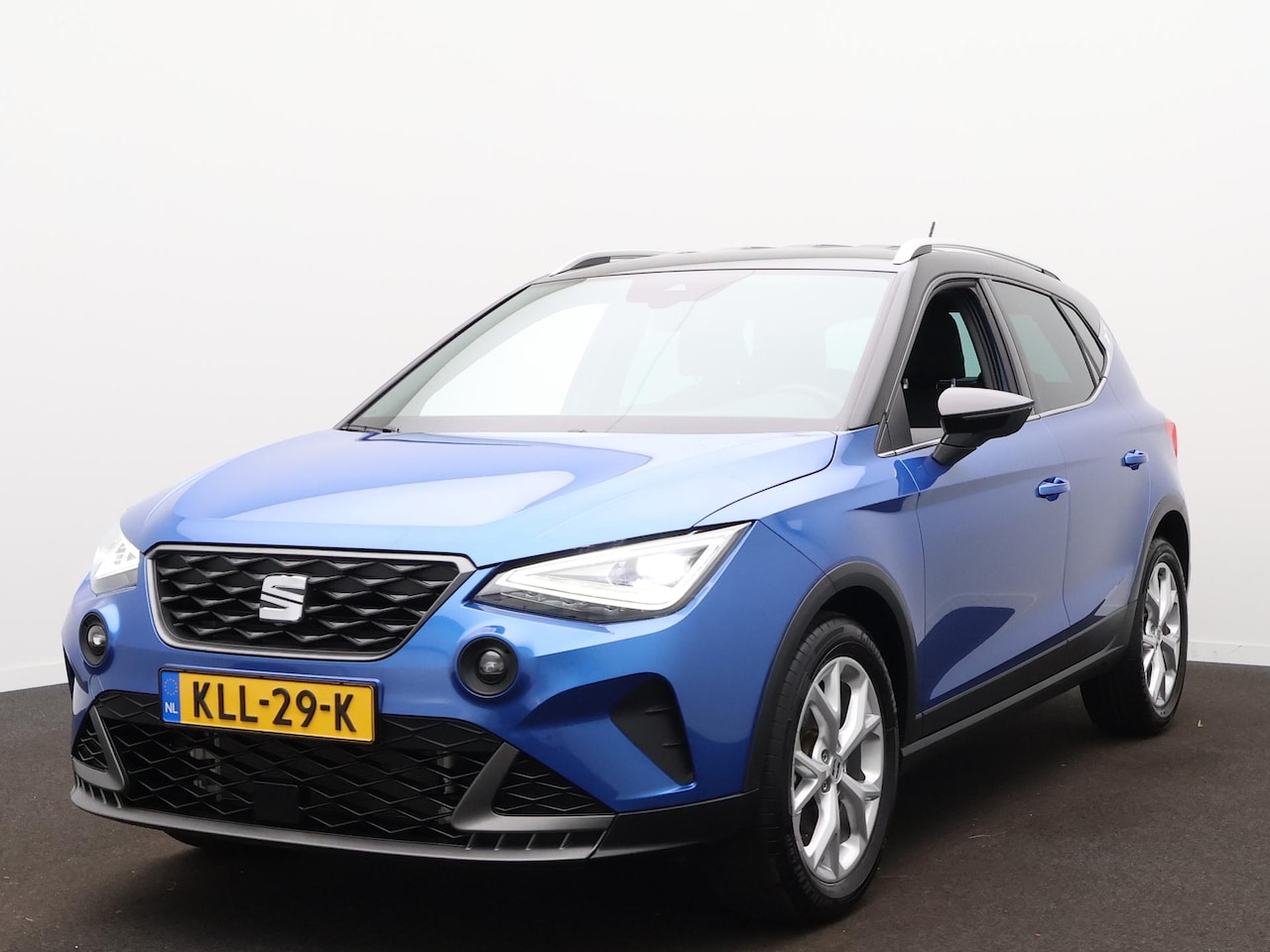 SEAT Arona - 1.0 EcoTSI FR Anniversary Automaat | PDC Achter | Clima | Carplay | - AutoWereld.nl