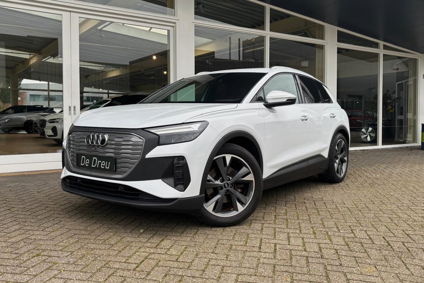 Audi Q4 e-tron - 35 Launch edition Advanced 55 kWh | TREKHAAK | CAMERA | MEMORY | - AutoWereld.nl