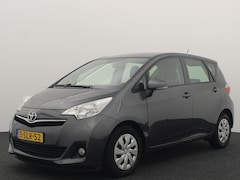 Toyota Verso S - 1.3 VVT-i Aspiration AUTOMAAT / TREKHAAK / CAMERA / CLIMA / BLUETOOTH / CRUISE / NL-AUTO