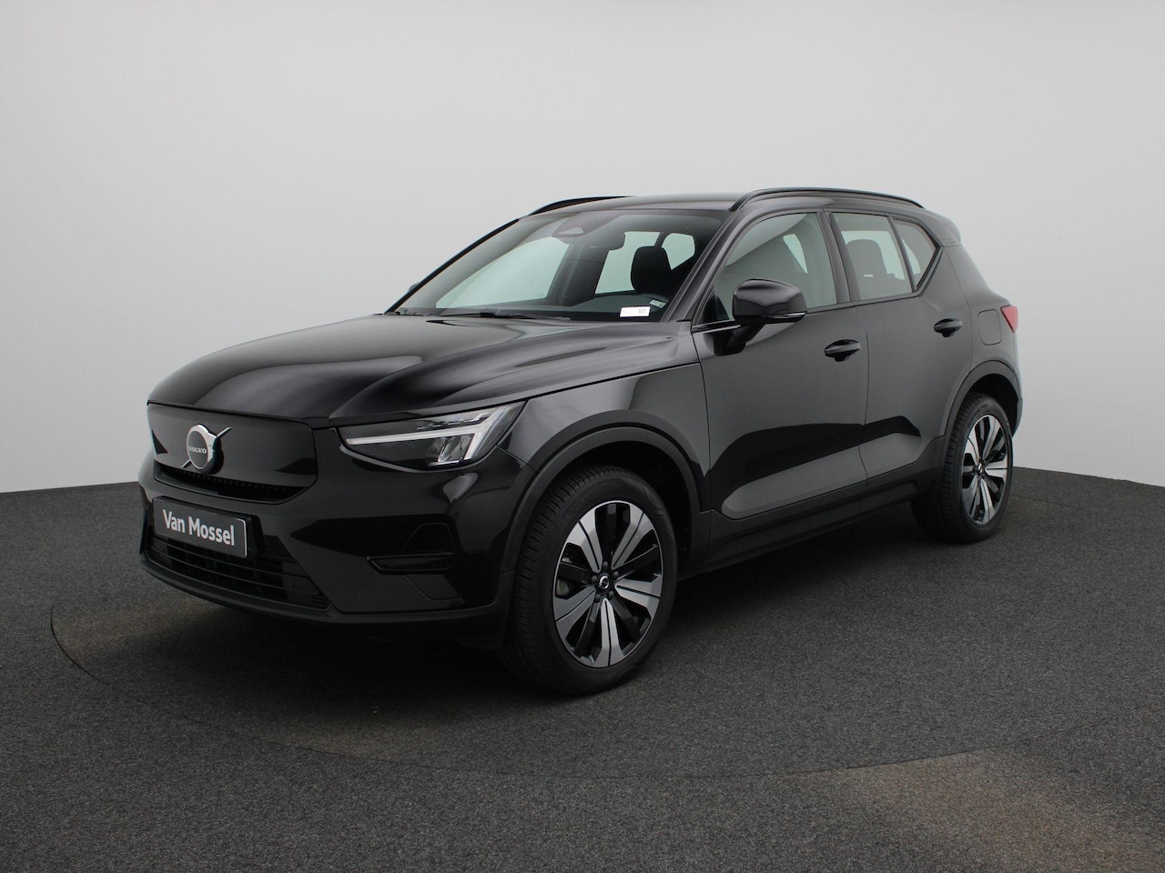 Volvo XC40 - Recharge Core | Automaat | Apple Carplay / Android Auto | Stoelverwarming | Achteruitrijca - AutoWereld.nl